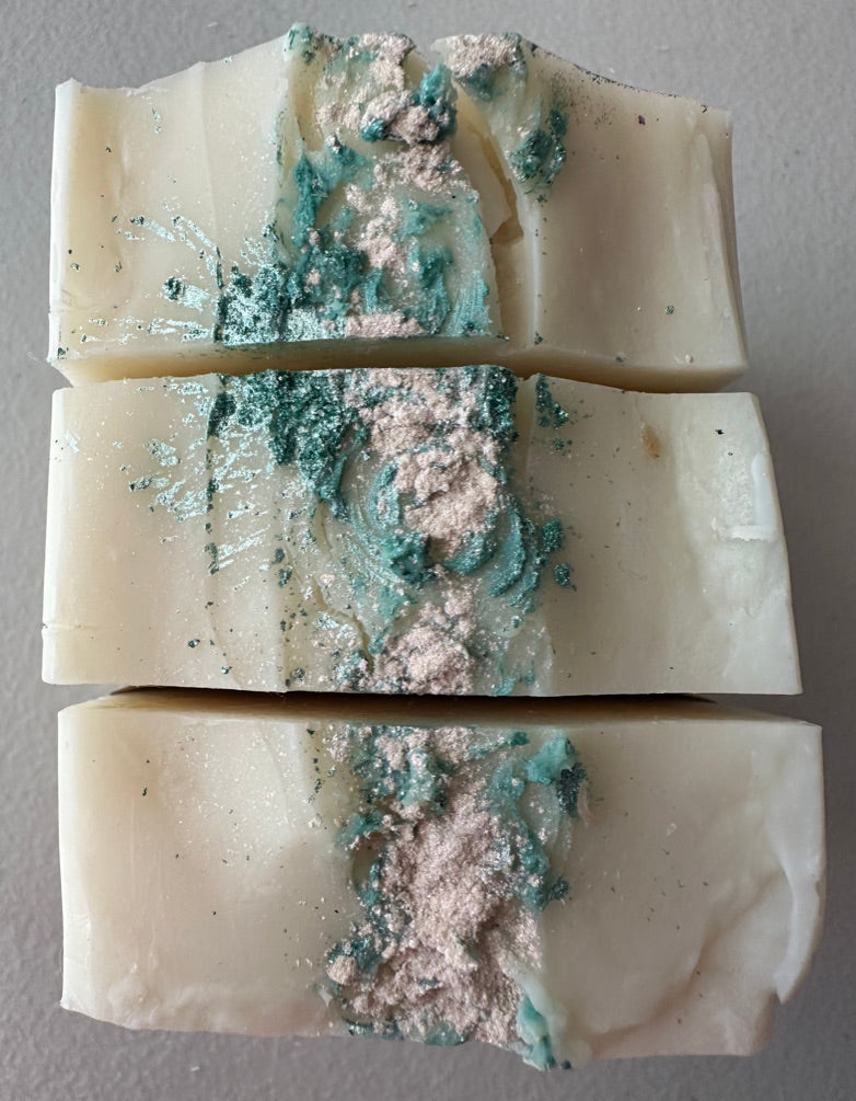White Gardenia bar soap